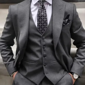2023 Нов стил сватба мъже тъмно сив връх ревера костюми бизнес случайни официален костюм Homme тънък годни 3 бр комплект яке жилетка панталони