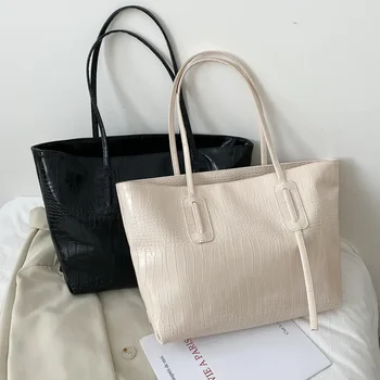 Модни жени PU кожена чанта Кратка чанта за рамо Черно бяло Голям капацитет Луксозни чанти Голяма пазарска чанта Дизайн Bolsos