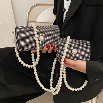 Реколта перла верига Crossbody телефон чанта чанта за жени 2023 Луксозен диамант чанта клапа кожа лъскав пратеник чанта женски