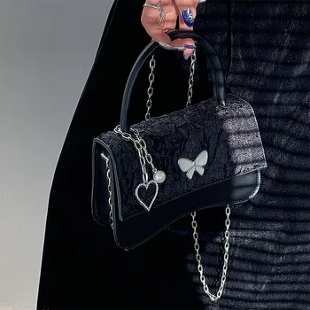 Женска верига Черна малка квадратна чанта Ново момиче чанта Диагонална страдъл чанта Пеперуда сърце форма едно рамо Crossbody чанта
